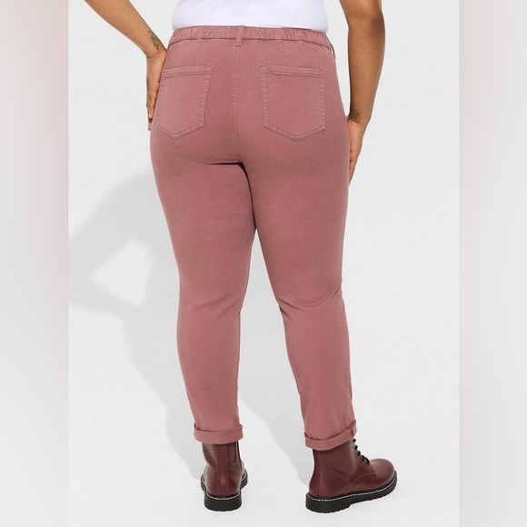 974. Large / 12 - TORRID - Mauve Pull-On Weekend Straight Stretch Twill Pant NEW - Picture 5 of 6